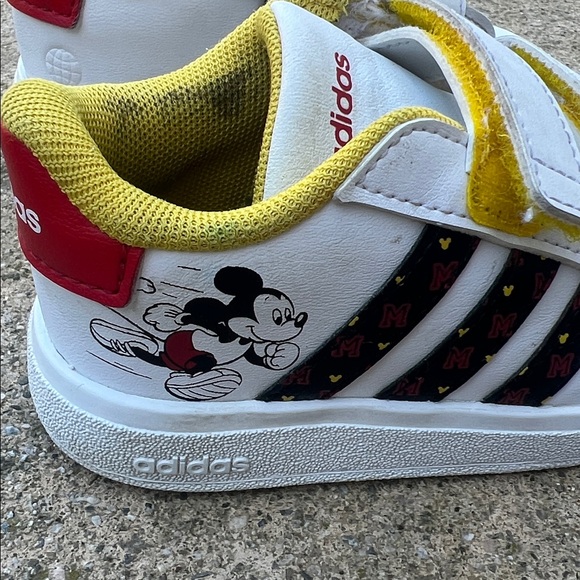 Adidas x Disney Mickey Mouse Grand Court Toddler Sneakers Size 6K - Picture 3 of 10